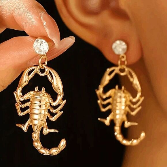 Diamond Scorpion Dangle Earrings - Picture 1 of 3